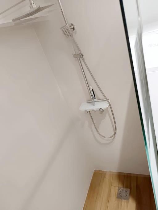 Le Petit Cocon Apartment Pont-l'Eveque  Ngoại thất bức ảnh
