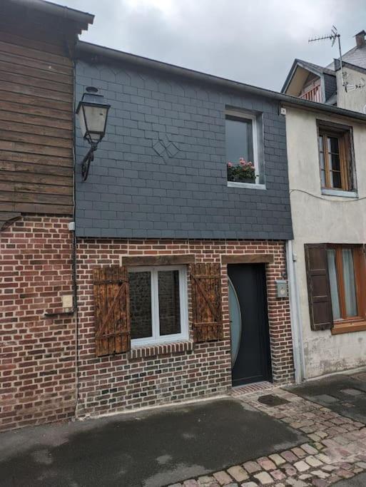 Le Petit Cocon Apartment Pont-l'Eveque  Ngoại thất bức ảnh